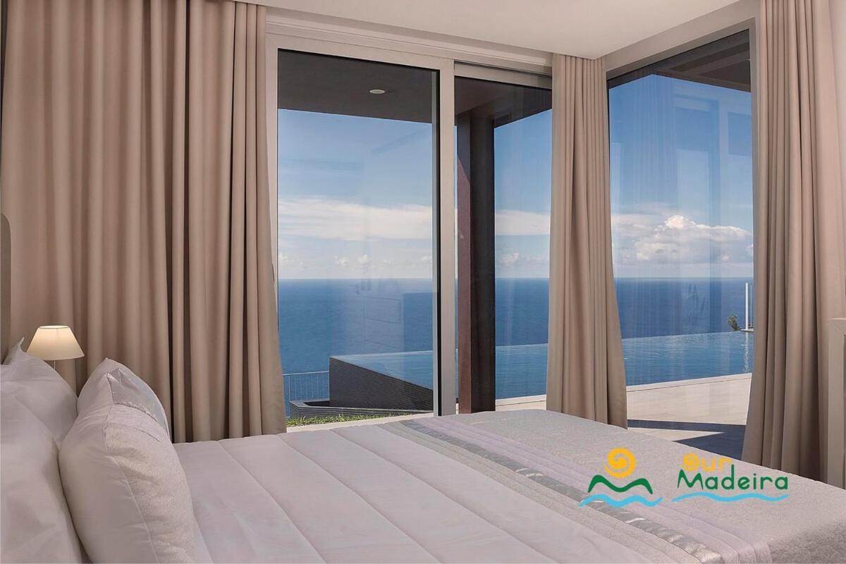Villa Ourmadeira - Cliffscape, Panoramic Seaviews à Estreito Da Calheta Extérieur photo