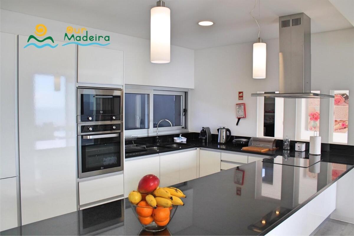 Villa Ourmadeira - Cliffscape, Panoramic Seaviews à Estreito Da Calheta Extérieur photo