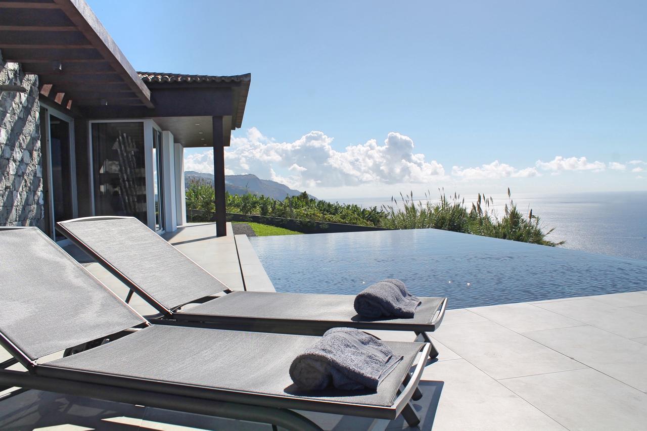 Villa Ourmadeira - Cliffscape, Panoramic Seaviews à Estreito Da Calheta Extérieur photo
