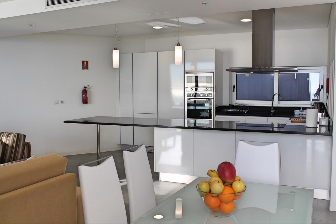 Villa Ourmadeira - Cliffscape, Panoramic Seaviews à Estreito Da Calheta Extérieur photo